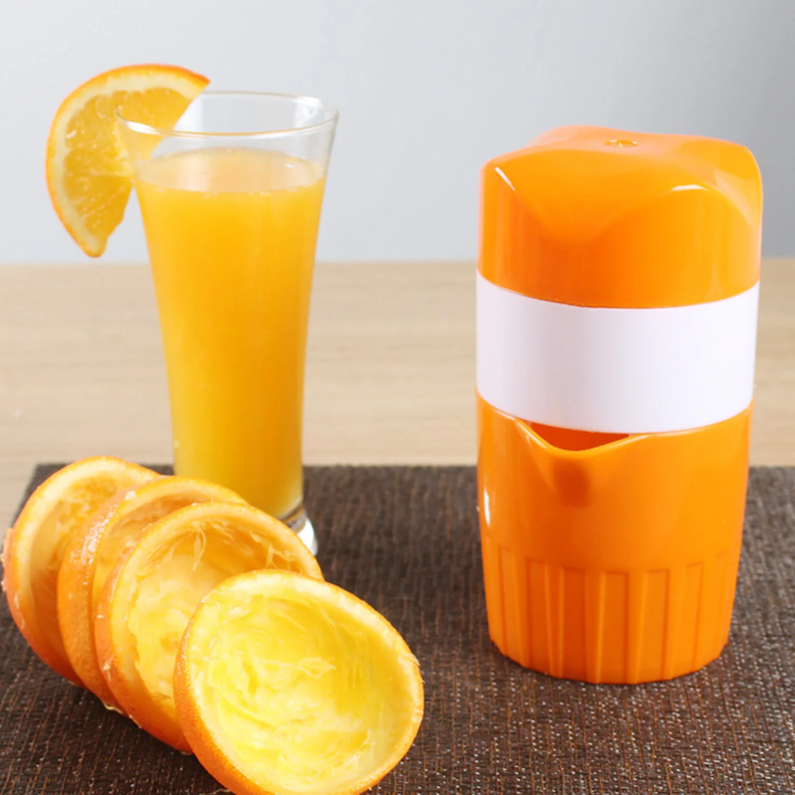 Small Household Fruit Lemon Juicer Manual Juicer Press Orange Device Simple Mini Juice Cup
Small Household Fruit Lemon Juicer Manual Juicer Press Orange Device Simple Mini Juice Cup