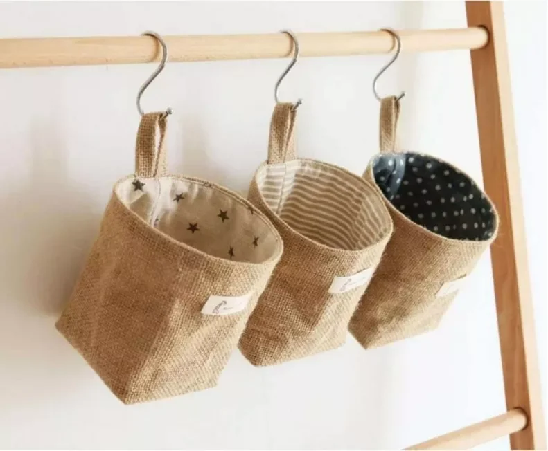 Nordic Style Hanging Wall Pocket Storage Basket Sack Sundries Organizer Cosmetic Organizer Cotton Linen Toy Storage Bag
Nordic Style Hanging Wall Pocket Storage Basket Sack Sundries Organizer Cosmetic Organizer Cotton Linen Toy Storage Bag