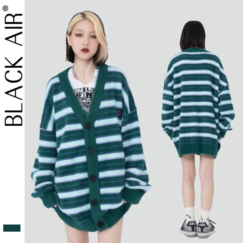 BLACKAIR Campus style cardigan stripe mens sweater Korean fashion hip-hop vintage sweater couple Harajuku knitted sweater GM32
BLACKAIR Campus style cardigan stripe mens sweater Korean fashion hip-hop vintage sweater couple Harajuku knitted sweater GM32