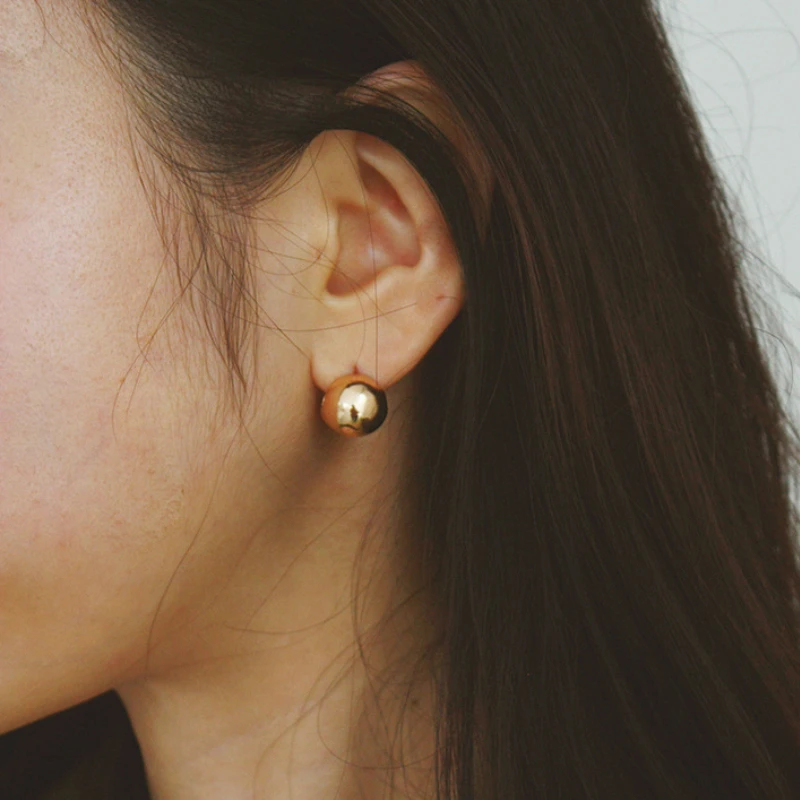 Punk Rock Gold Color Round Stud Earrings for Women Minimalist Korean Small Mini Piercing Jewelry 2023 New Fashion
Punk Rock Gold Color Round Stud Earrings for Women Minimalist Korean Small Mini Piercing Jewelry 2023 New Fashion