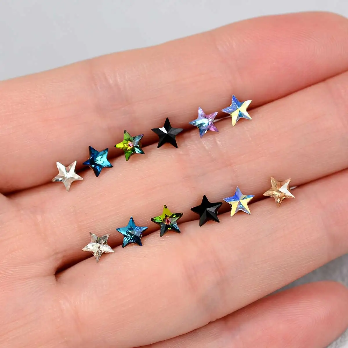 1PC Titanium Steel Rainbow Zircon Star Stud Earring For Women Crystal Screw Tragus Cartilage Piercing Beautiful Summer Jewelry
1PC Titanium Steel Rainbow Zircon Star Stud Earring For Women Crystal Screw Tragus Cartilage Piercing Beautiful Summer Jewelry