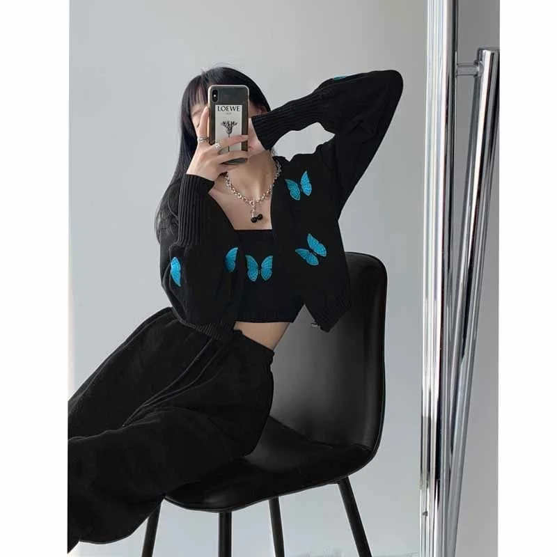 Женский винтажный кардиган с вышивкой в виде бабочки, корейский облегающий свитер с рукавами-фонариками, новый вязаный кардиган, кофта, женская кофта, 2023
Женский винтажный кардиган с вышивкой в виде бабочки, корейский облегающий свитер с рукавами-фонариками, новый вязаный кардиган, кофта, женская кофта, 2023