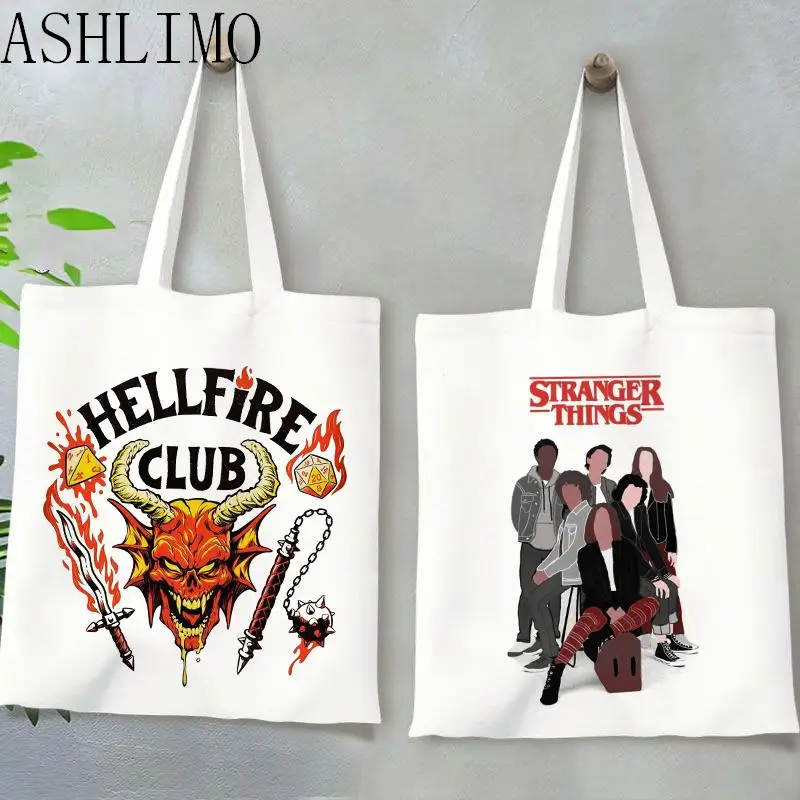 Сумка на плечо Hellfire для женщин, тканевая сумочка-тоут для покупок в стиле Харадзюку, женский пляжный саквояж для покупок, клуба очень странн...
Сумка на плечо Hellfire для женщин, тканевая сумочка-тоут для покупок в стиле Харадзюку, женский пляжный саквояж для покупок, клуба очень странн...