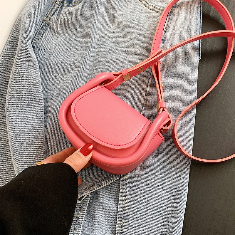Cute Mini PU Leather Handbags 2022 Summer Luxury Brand Trendy Fashion Designer Women Shoulder Crossbody Sling Lipstick Purses
Cute Mini PU Leather Handbags 2022 Summer Luxury Brand Trendy Fashion Designer Women Shoulder Crossbody Sling Lipstick Purses