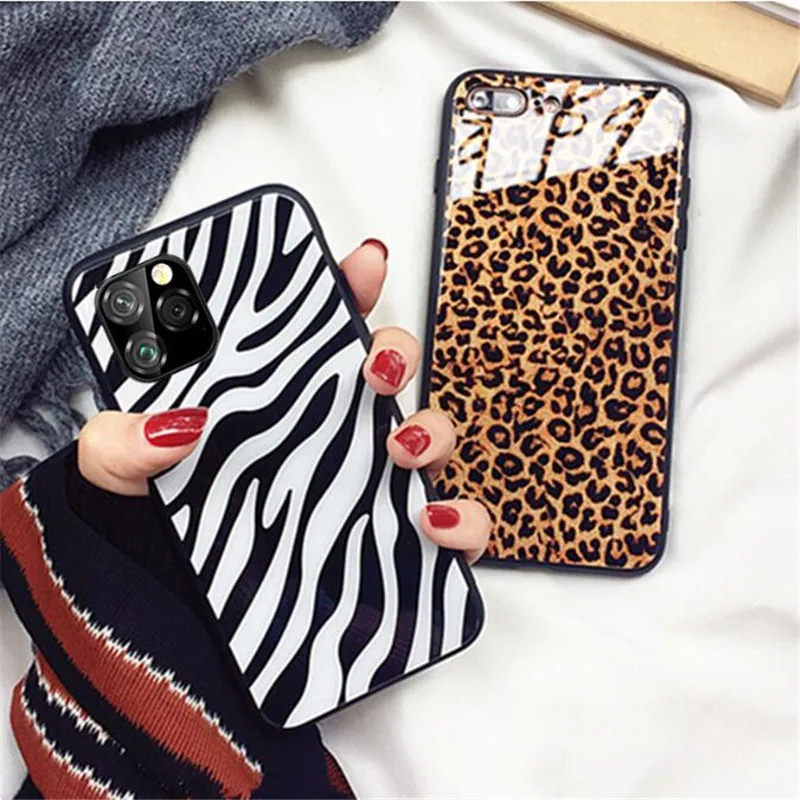 BONVAN Glass Case For Xiaomi Mi 10 10t Lite 11 Pro Ultra Hard Cover For Xiaomi Mi 10s 11i Zebra Couqe Capa
BONVAN Glass Case For Xiaomi Mi 10 10t Lite 11 Pro Ultra Hard Cover For Xiaomi Mi 10s 11i Zebra Couqe Capa