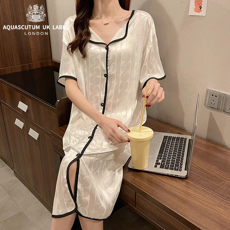 Aquascutum Ins сетчатая красная летняя жаккардовая ночная рубашка ледяная 5050 милая и милая маленькая Очаровательная ночная рубашка
Aquascutum Ins сетчатая красная летняя жаккардовая ночная рубашка ледяная 5050 милая и милая маленькая Очаровательная ночная рубашка