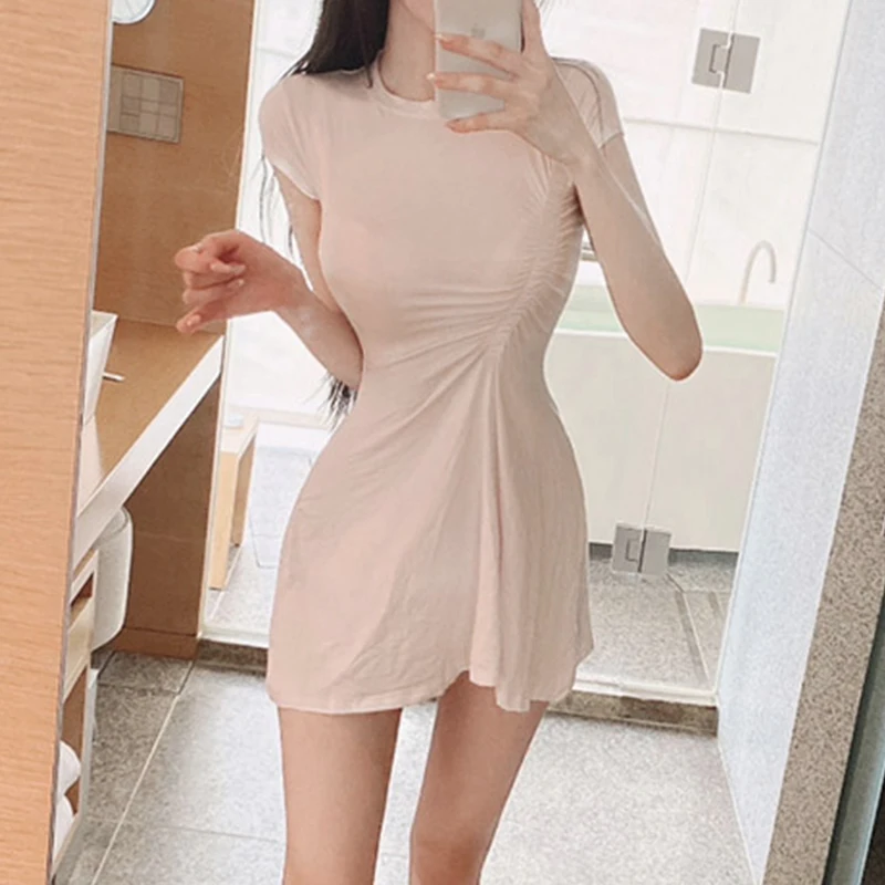 Korean Summer Pleated Dress Women O-Neck Short Sleeve Casual Mini Dress High Waist Elegant Streetwear Sheath Dress Black
Korean Summer Pleated Dress Women O-Neck Short Sleeve Casual Mini Dress High Waist Elegant Streetwear Sheath Dress Black