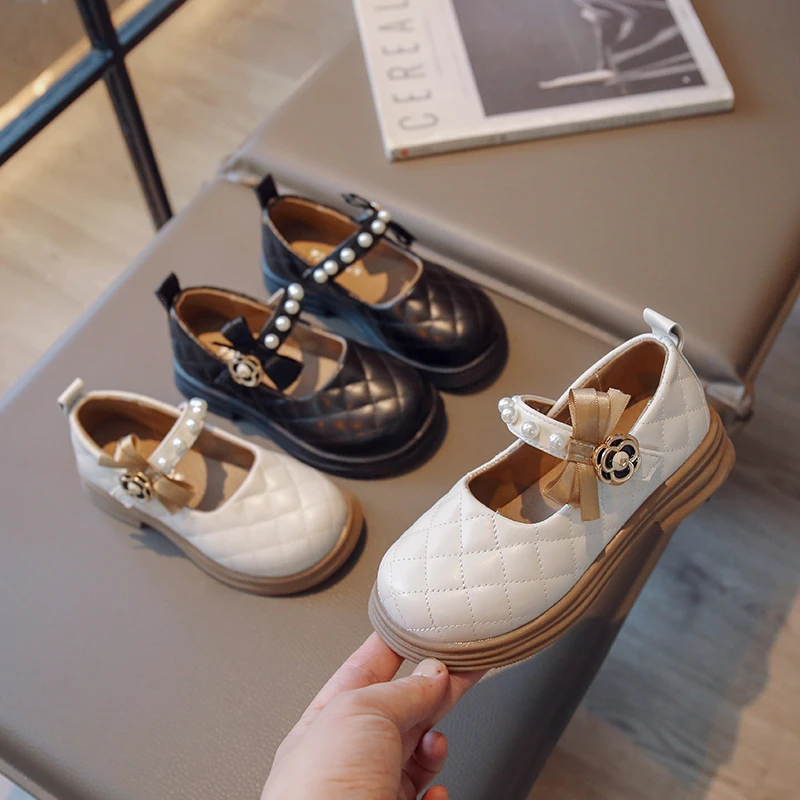 Girls Leather Shoes for Party Wedding Bowtie Flower Children Pearl Princess Shoes Breathable Kids Solid Color Performance Shoes
Girls Leather Shoes for Party Wedding Bowtie Flower Children Pearl Princess Shoes Breathable Kids Solid Color Performance Shoes