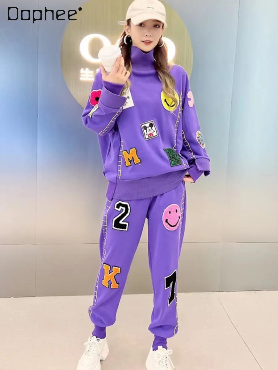 2022 Winter New Fleece-Lined Thickened Casual Suit Women's Loose High Collar Cartoon Patch Long-Sleeved Sportswear Two-Piece Set
2022 Winter New Fleece-Lined Thickened Casual Suit Women's Loose High Collar Cartoon Patch Long-Sleeved Sportswear Two-Piece Set