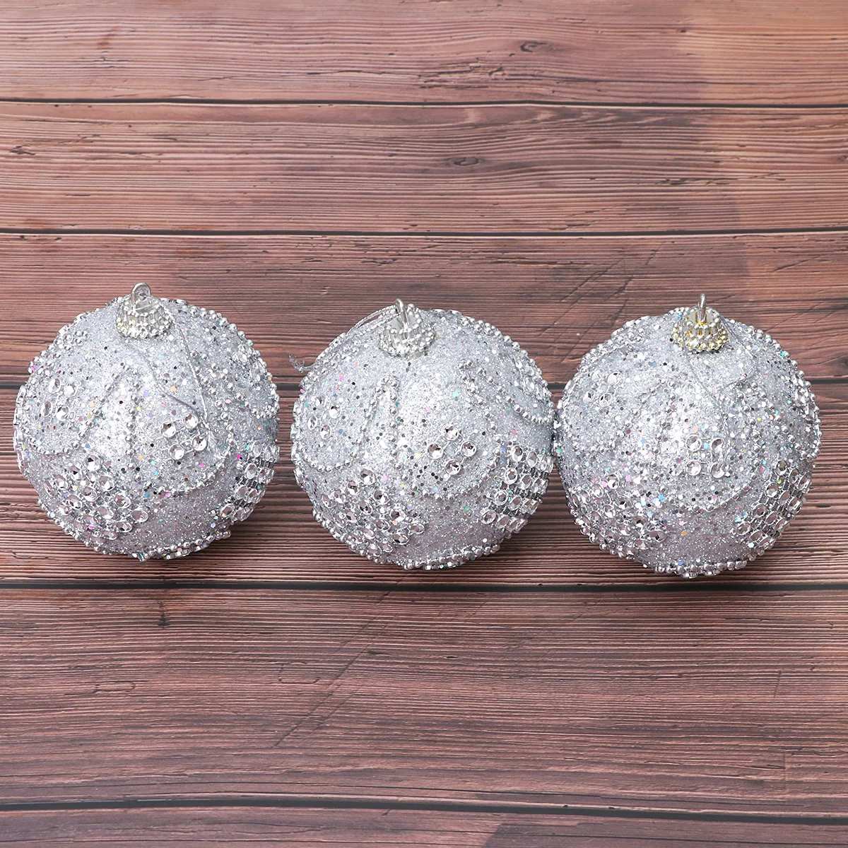 3 Pcs Outdoor Christmas Decorations Tree Ornament Ball Pendant Ornaments Hanging Woods for crafts
3 Pcs Outdoor Christmas Decorations Tree Ornament Ball Pendant Ornaments Hanging Woods for crafts