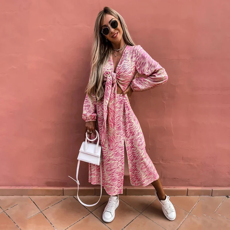 Women's Dress Spring/Summer 2022 Fashion New Printed Long Sleeve V Neck High Waist Loose Casual Slit Long Skirt
Women's Dress Spring/Summer 2022 Fashion New Printed Long Sleeve V Neck High Waist Loose Casual Slit Long Skirt