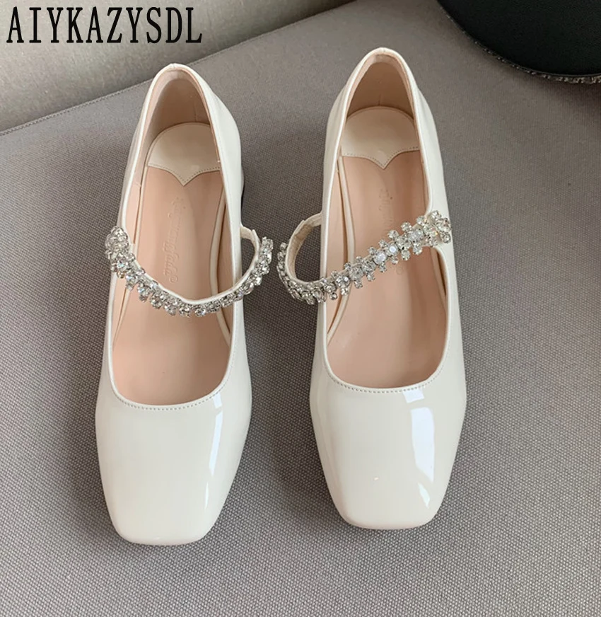Женские туфли-лодочки AIYKAZYSDL для студентов, оксфорды с кристаллами, квадратный носок, балетки на плоской подошве, лоферы с кубинским каблуко...
Женские туфли-лодочки AIYKAZYSDL для студентов, оксфорды с кристаллами, квадратный носок, балетки на плоской подошве, лоферы с кубинским каблуко...