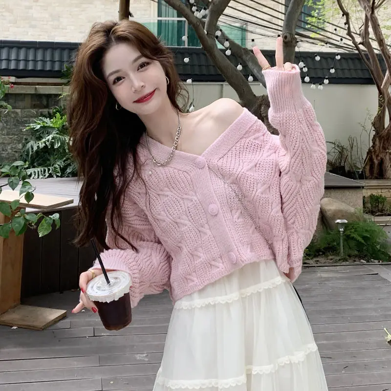 Woman Autumn Elastic Waist Skirts and Knitted Cardigans Ladies Solid Color Elegant Mesh Skirts Female Two Piece Suit Outfit G491
Woman Autumn Elastic Waist Skirts and Knitted Cardigans Ladies Solid Color Elegant Mesh Skirts Female Two Piece Suit Outfit G491