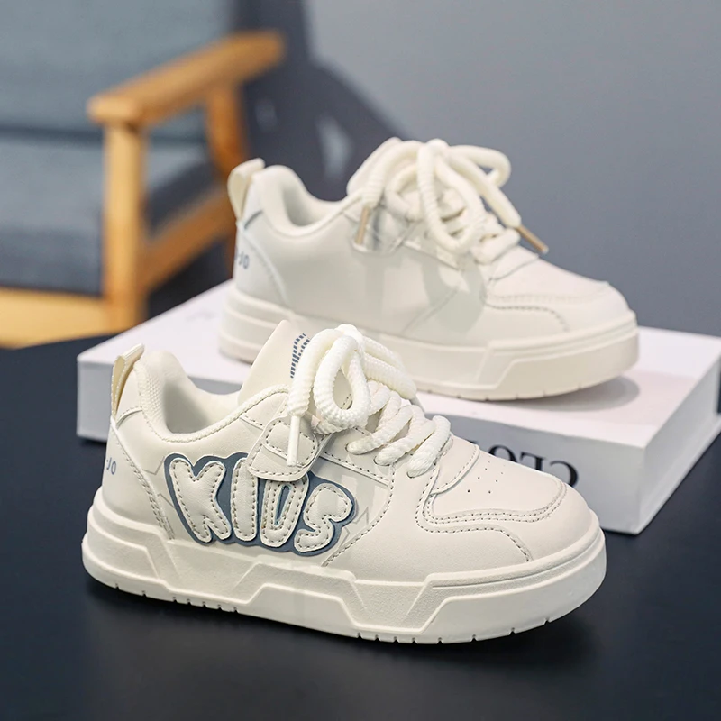 Кроссовки детские из ПУ кожи, на шнуровке, на возраст от 6 до 12 лет
Кроссовки детские из ПУ кожи, на шнуровке, на возраст от 6 до 12 лет