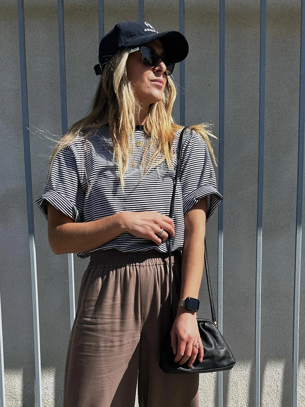 Striped Logo Embroidery T-Shirt Women 2023 Summer Clothing Short Sleeve Fashion Tee Shirt T-Shirts Womens Tees Tops Streetwear
Striped Logo Embroidery T-Shirt Women 2023 Summer Clothing Short Sleeve Fashion Tee Shirt T-Shirts Womens Tees Tops Streetwear