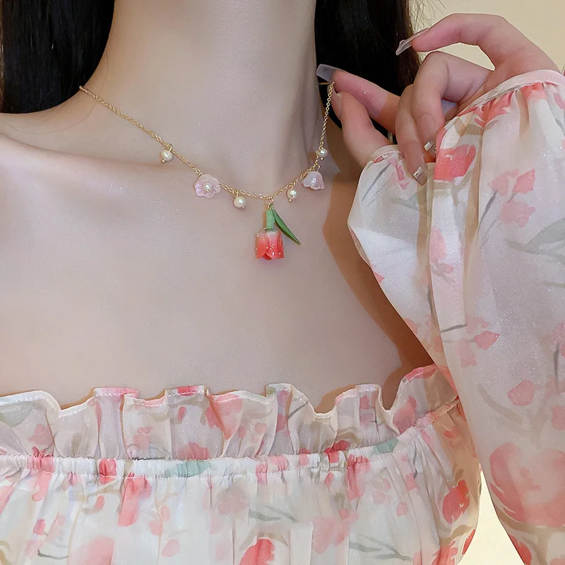 Korean New Tulip Choker Necklace For Women Elegant Flowers Imitation Pearl Tassel Clavicle Chain Necklaces Party Sweet Jewelry
Korean New Tulip Choker Necklace For Women Elegant Flowers Imitation Pearl Tassel Clavicle Chain Necklaces Party Sweet Jewelry