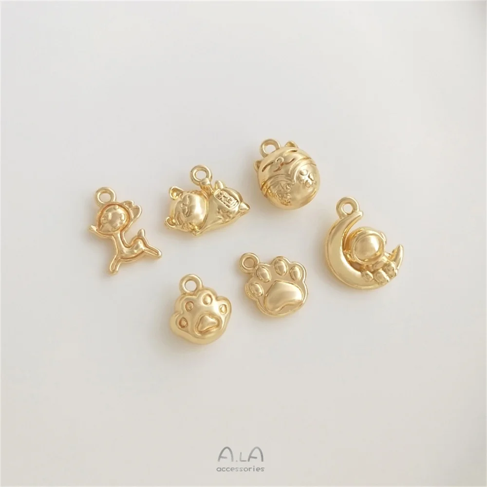 14K package real gold cat palm fortune cat pendant fawn spaceman moon pendant diy bracelet jewelry charm
14K package real gold cat palm fortune cat pendant fawn spaceman moon pendant diy bracelet jewelry charm