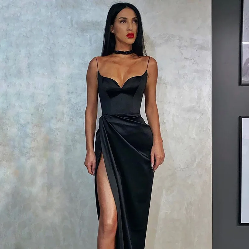 New Summer Women Long Satin Slip Dress Spaghetti Strap Party Dress Vintage Silk Elegant Fashion Long Dress
New Summer Women Long Satin Slip Dress Spaghetti Strap Party Dress Vintage Silk Elegant Fashion Long Dress