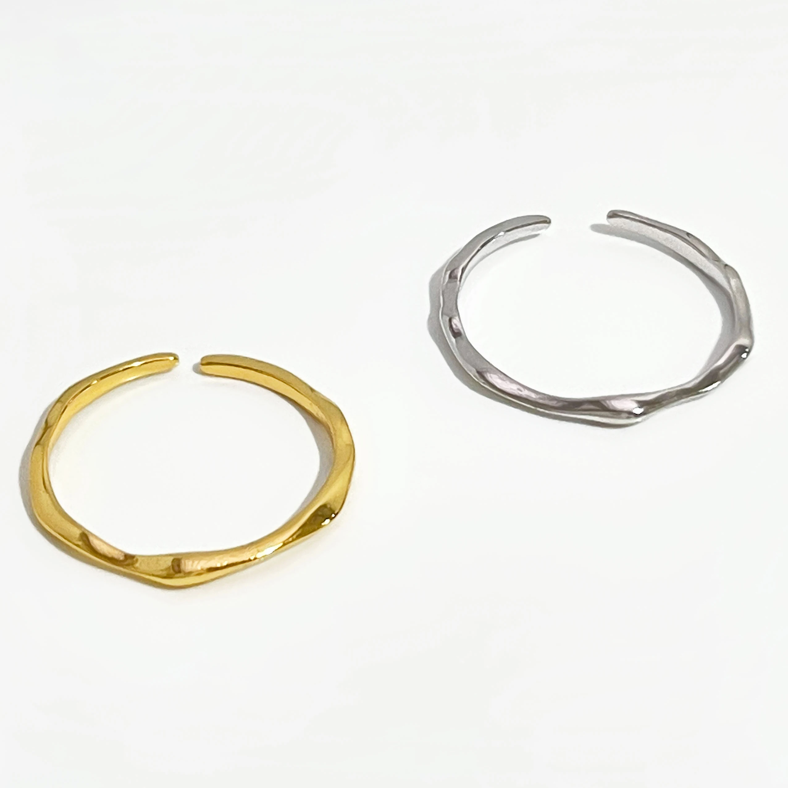 Peri'sBox Gold Color Irregular Rings Women and Men Adjustable 925 Sterling Silver Rings Elegant Minimalist Ring Everyday Jewelry
Peri'sBox Gold Color Irregular Rings Women and Men Adjustable 925 Sterling Silver Rings Elegant Minimalist Ring Everyday Jewelry