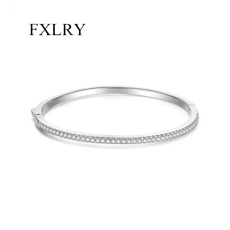FXLRY высококачественные маленькие тонкие браслеты с микро кубическим цирконием для женщин модные свадебные браслеты Подвески Ювелирные изд...
FXLRY высококачественные маленькие тонкие браслеты с микро кубическим цирконием для женщин модные свадебные браслеты Подвески Ювелирные изд...