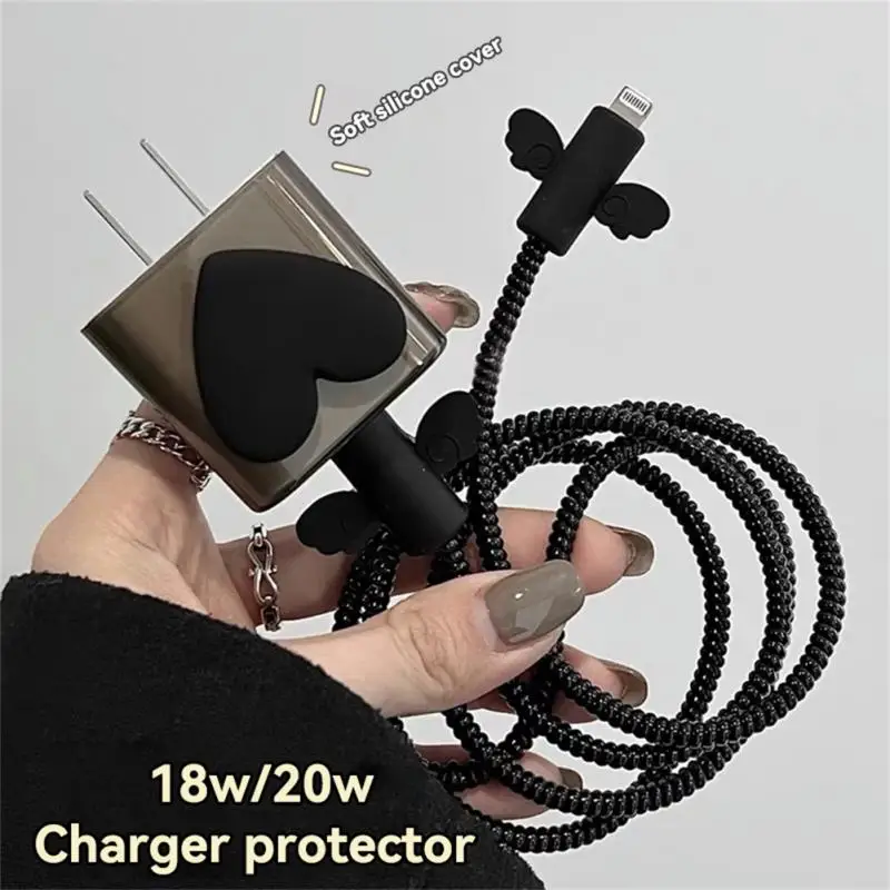 Suitable For Apple 12 Data Cable Protective Cover For Iphone11promax Fast Charge 20w Charger Head 13mini Protection Sleeve
Suitable For Apple 12 Data Cable Protective Cover For Iphone11promax Fast Charge 20w Charger Head 13mini Protection Sleeve