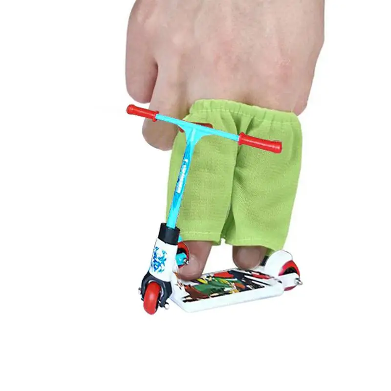 Mini Two Wheel Finger Toys Professional Finger Scooter Toy Durable Toys Finger Scooter Party Favors Gifts Kids Toy
Mini Two Wheel Finger Toys Professional Finger Scooter Toy Durable Toys Finger Scooter Party Favors Gifts Kids Toy