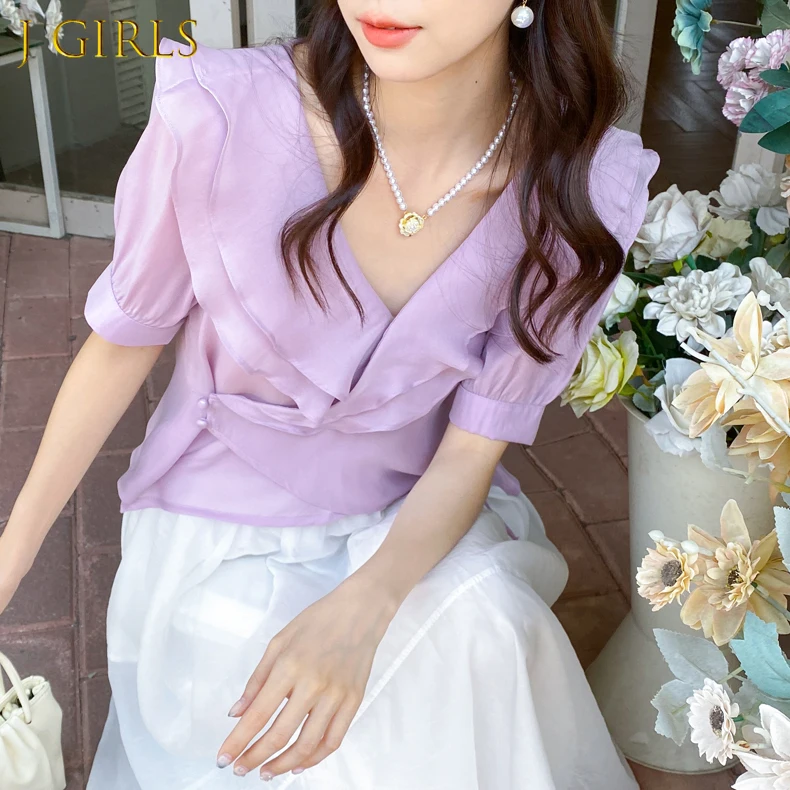 J GIRLS Women Double layer Ruffle Cross V neck Irregular Top 2022 Korean Summer Elegant Temperament Loose Puff Sleeve Shirt
J GIRLS Women Double layer Ruffle Cross V neck Irregular Top 2022 Korean Summer Elegant Temperament Loose Puff Sleeve Shirt