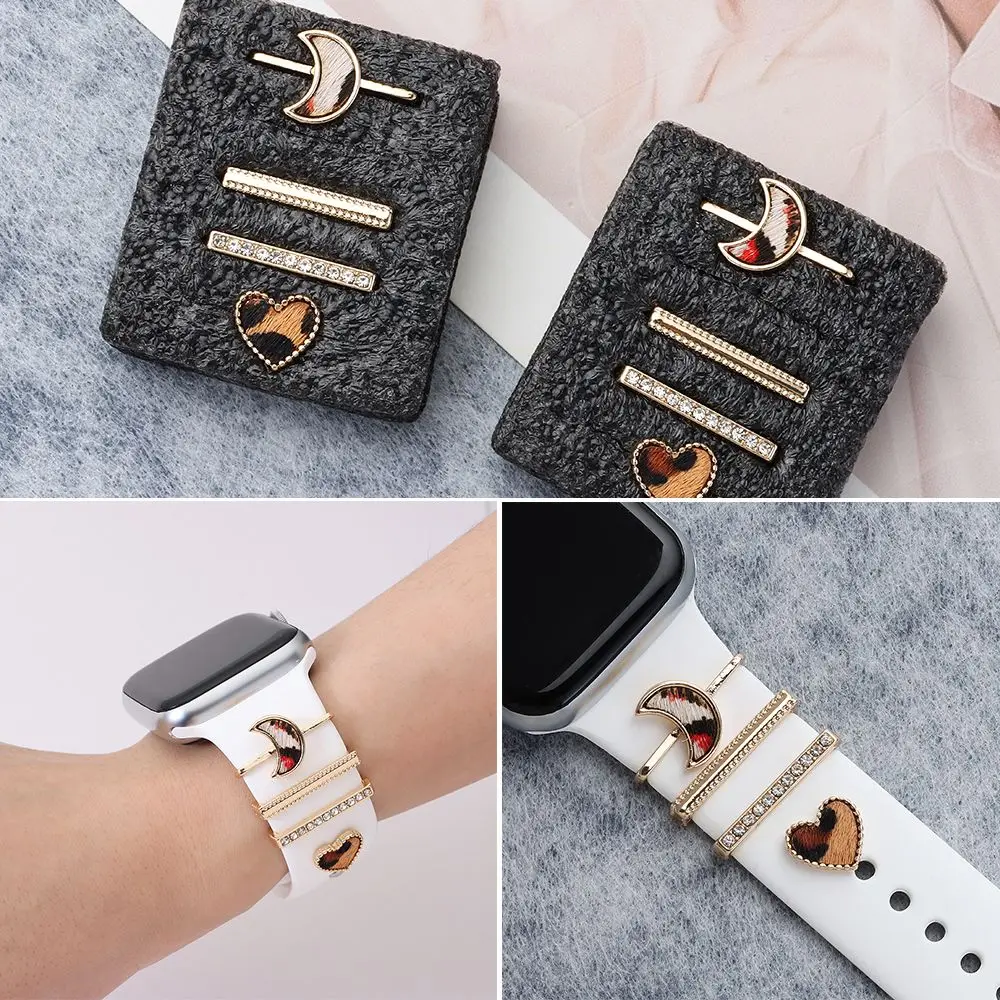 Металлический декоративный ремешок для часов Apple Watch Huawei Watch GT 3 Samsung Galaxy Watch 4
Металлический декоративный ремешок для часов Apple Watch Huawei Watch GT 3 Samsung Galaxy Watch 4