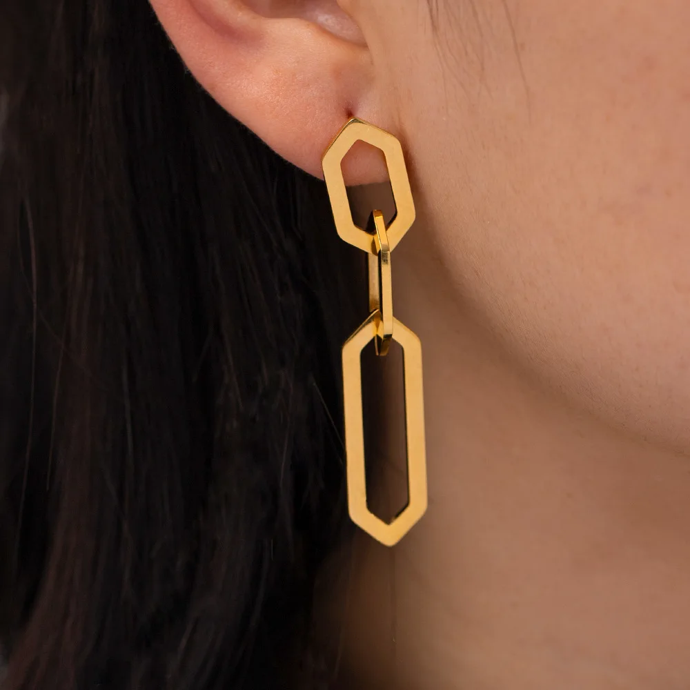 Stainless Steel PVD 18K Gold Plated Tarnish Waterproof Geo Linked Drop Earrings For Woman Jewelry Wholesale Trendy
Stainless Steel PVD 18K Gold Plated Tarnish Waterproof Geo Linked Drop Earrings For Woman Jewelry Wholesale Trendy