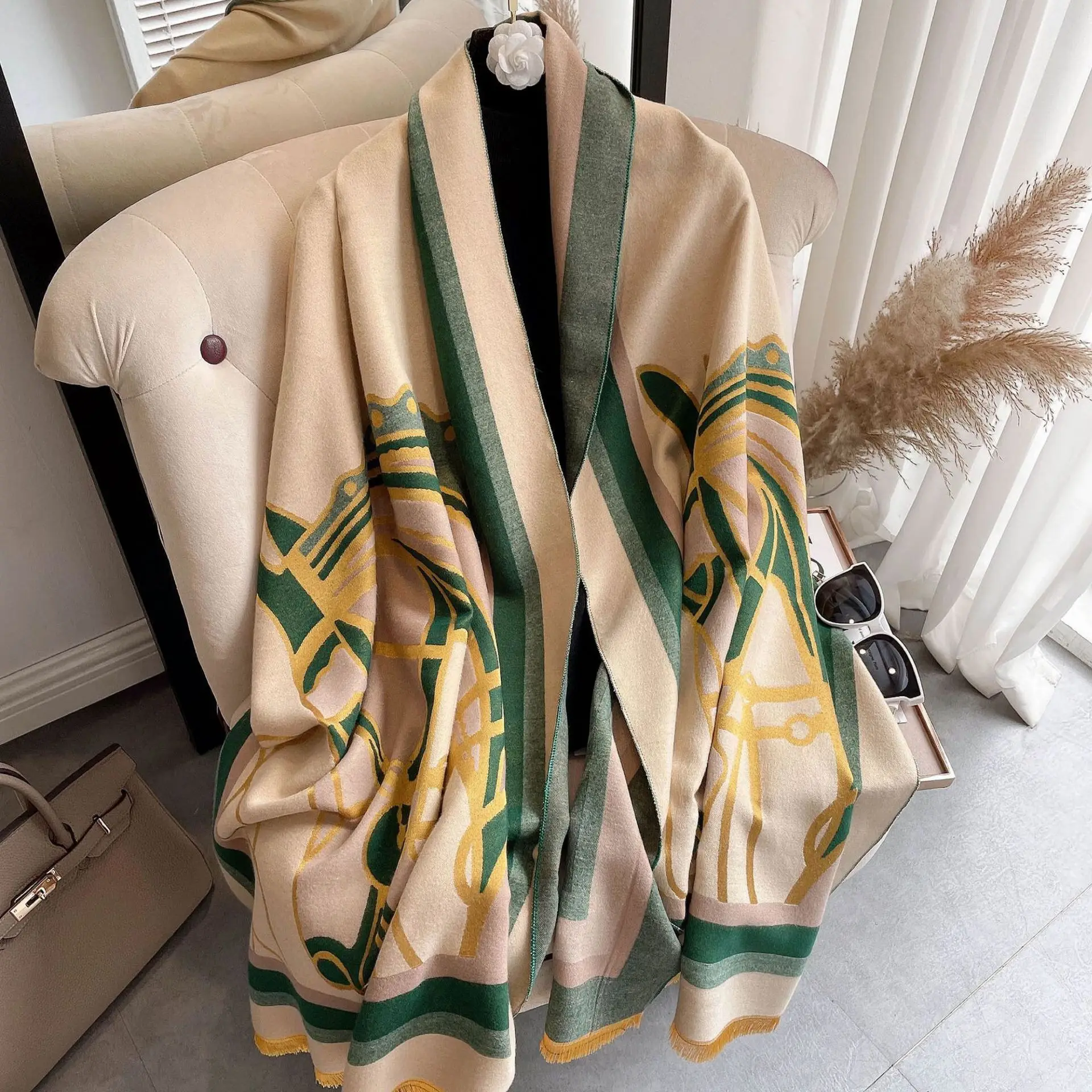 Fashion Horse Print Winter Women Scarf 2022 Design Thick Cashmere Warm Pashmina Shawl Wraps Female Brand Blanket Bufanda Poncho
Fashion Horse Print Winter Women Scarf 2022 Design Thick Cashmere Warm Pashmina Shawl Wraps Female Brand Blanket Bufanda Poncho