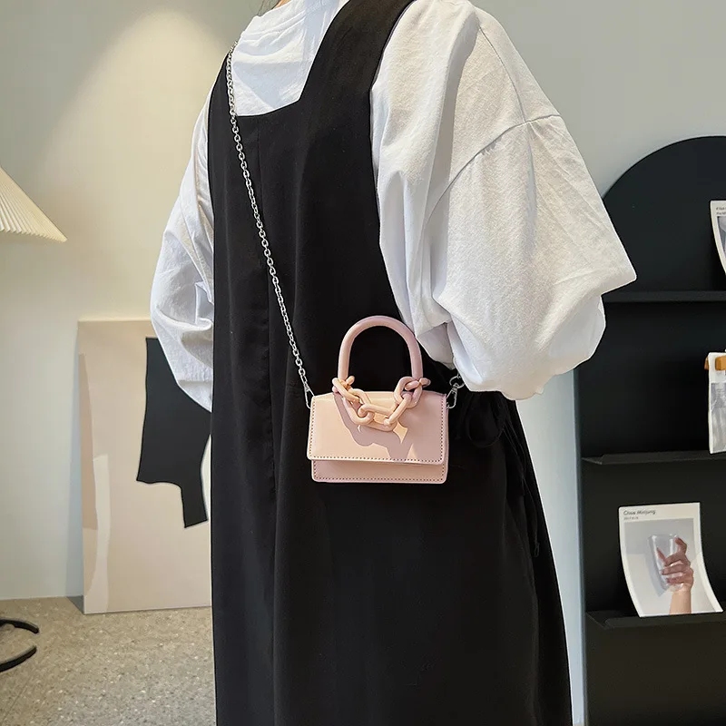 Popular Mini Small Bag Women 2022 New Trendy One-shoulder Messenger Bag Ins Chain Bag Small Square Bag Lipstick Bag 
Popular Mini Small Bag Women 2022 New Trendy One-shoulder Messenger Bag Ins Chain Bag Small Square Bag Lipstick Bag