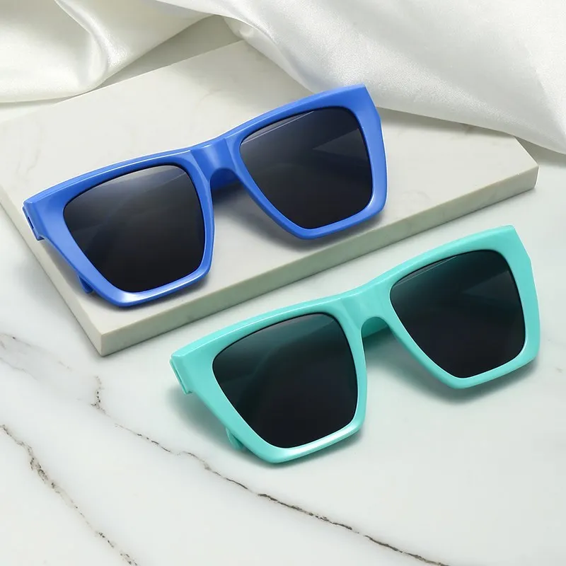 Square Cat Eye Sunglasses Men Women Sexy Vintage Famous Brand Designer Large Frame Sun Glasses UV400 Sunglasses for Women Men
Square Cat Eye Sunglasses Men Women Sexy Vintage Famous Brand Designer Large Frame Sun Glasses UV400 Sunglasses for Women Men