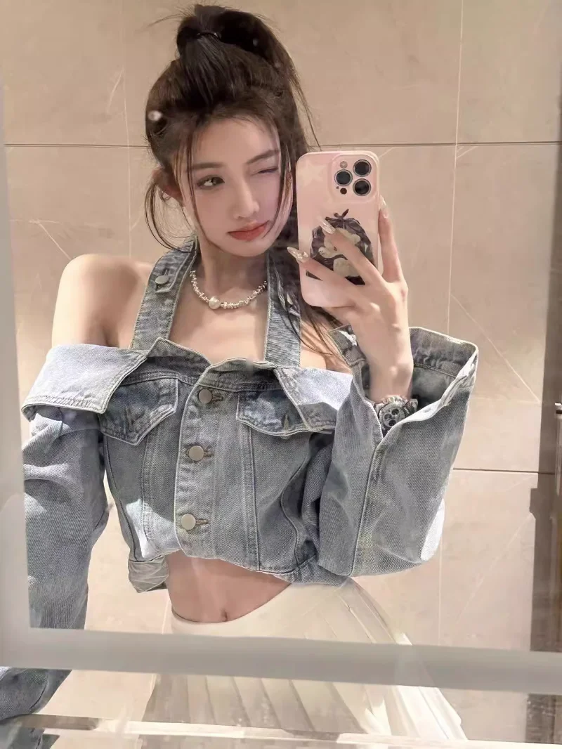 American Retro Y2K Off Shoulder Sexy Denim Jackets Women 2023 Spring New Halter Solid Color Button-up Long Sleeve Crop Top Mujer
American Retro Y2K Off Shoulder Sexy Denim Jackets Women 2023 Spring New Halter Solid Color Button-up Long Sleeve Crop Top Mujer