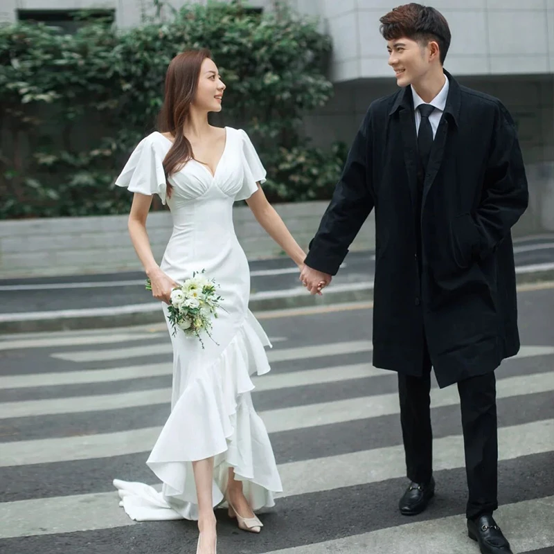 New V Neck Elegant Ruffles Simple Journey Sweep Train Flare Sleeve Sheath Corset Ruched 웨딩드레스 Wedding Dress Gown Bridal
New V Neck Elegant Ruffles Simple Journey Sweep Train Flare Sleeve Sheath Corset Ruched 웨딩드레스 Wedding Dress Gown Bridal