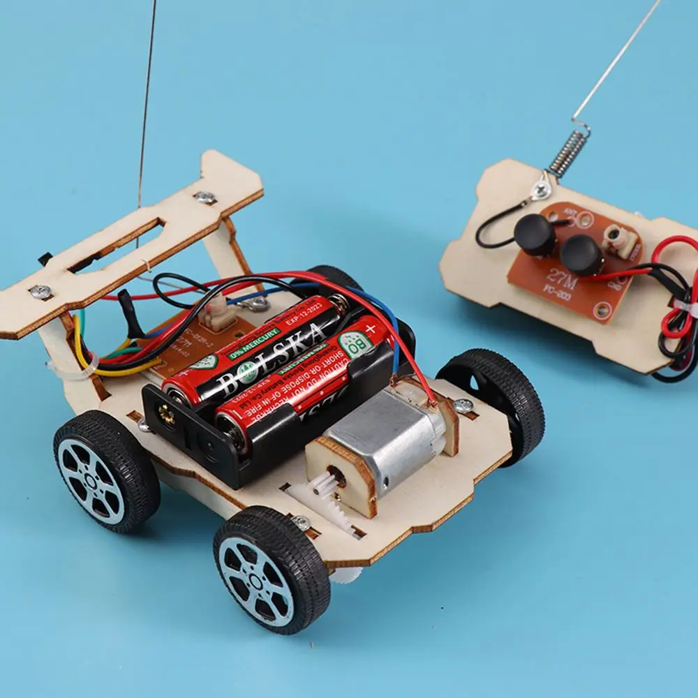 1pc DIY Science Experiment Outdoor Toys for Students Remote Control Car STEM Education Children Kids Gift Car Model
1pc DIY Science Experiment Outdoor Toys for Students Remote Control Car STEM Education Children Kids Gift Car Model