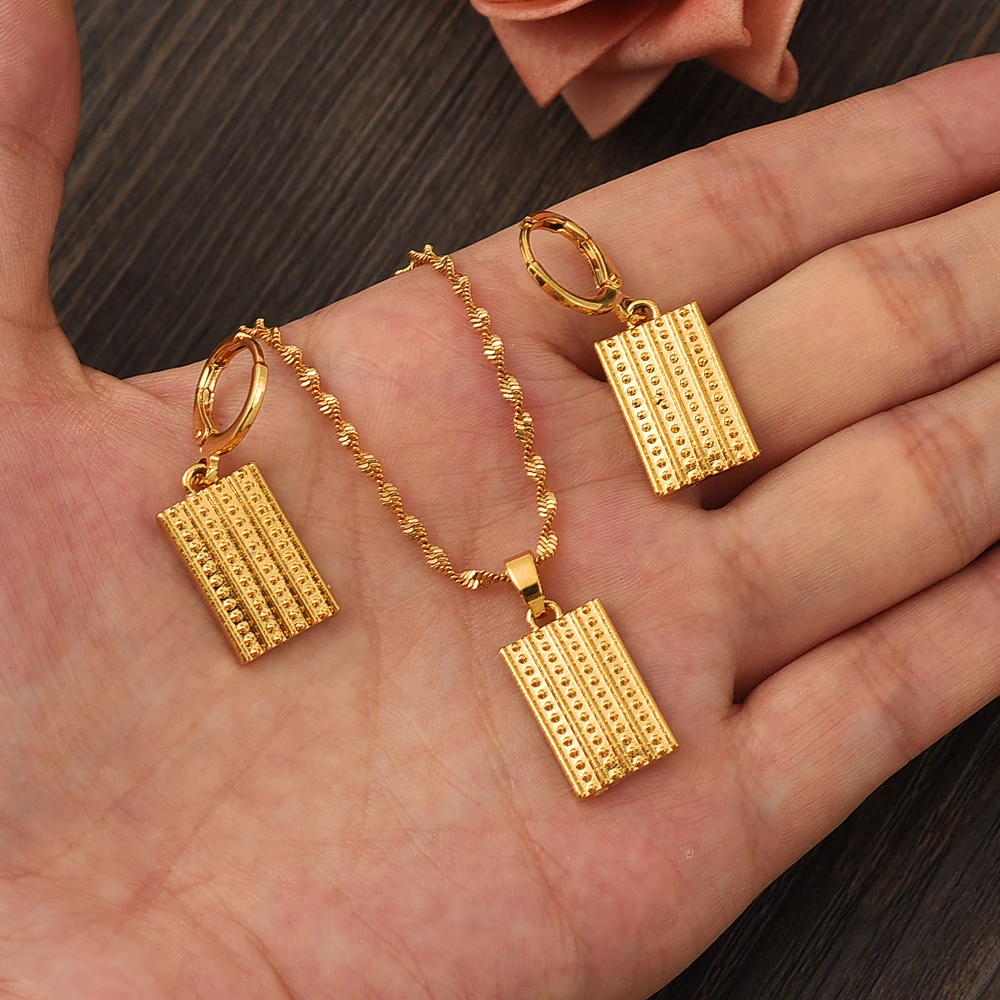 Fashion Cute Jewelry Gold Girl Brida Jewelry Set for Women Necklace Earrings Set Party Accessories Dubai India Africa Gift
Fashion Cute Jewelry Gold Girl Brida Jewelry Set for Women Necklace Earrings Set Party Accessories Dubai India Africa Gift