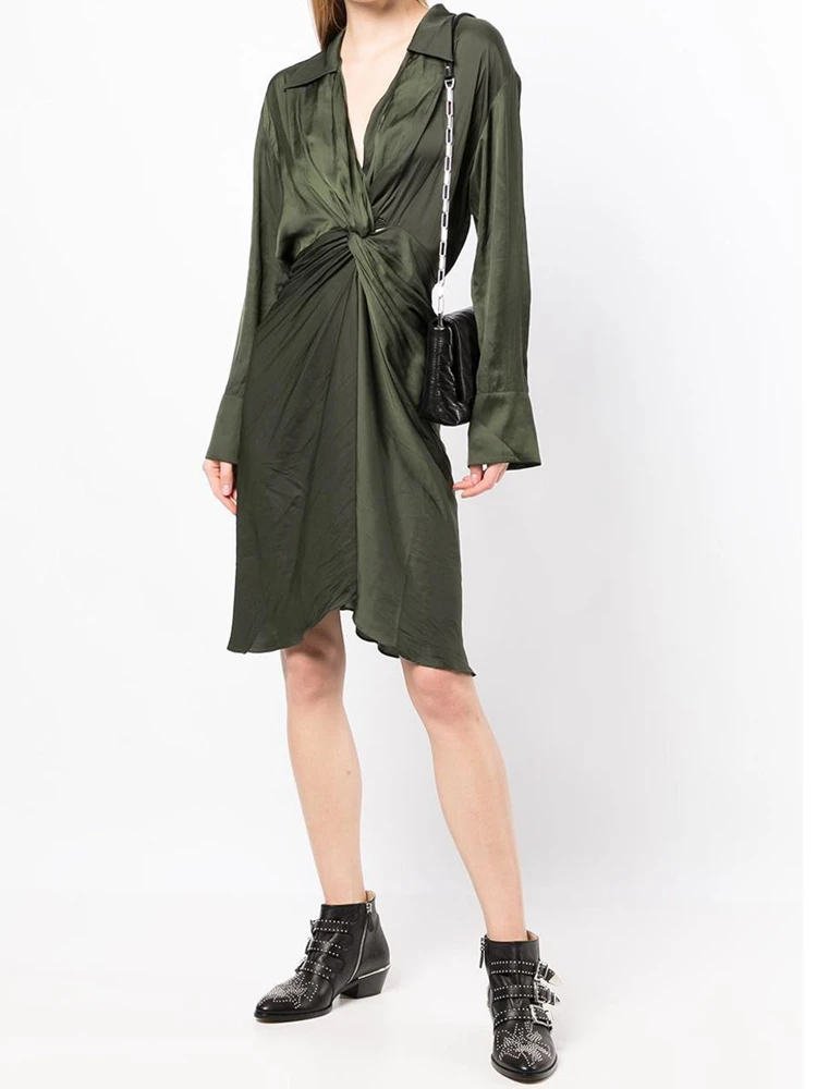 2022 Spring and Summer New Dress Dark Green V-neck Long Sleeves Shirring Women Mini Dress
2022 Spring and Summer New Dress Dark Green V-neck Long Sleeves Shirring Women Mini Dress