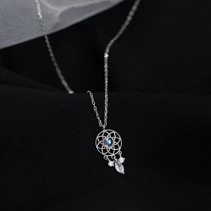 Original Handmade Long Tassel Dream Catcher Charm Necklace For Women Creative Pendant Elegant Party Jewelry
Original Handmade Long Tassel Dream Catcher Charm Necklace For Women Creative Pendant Elegant Party Jewelry