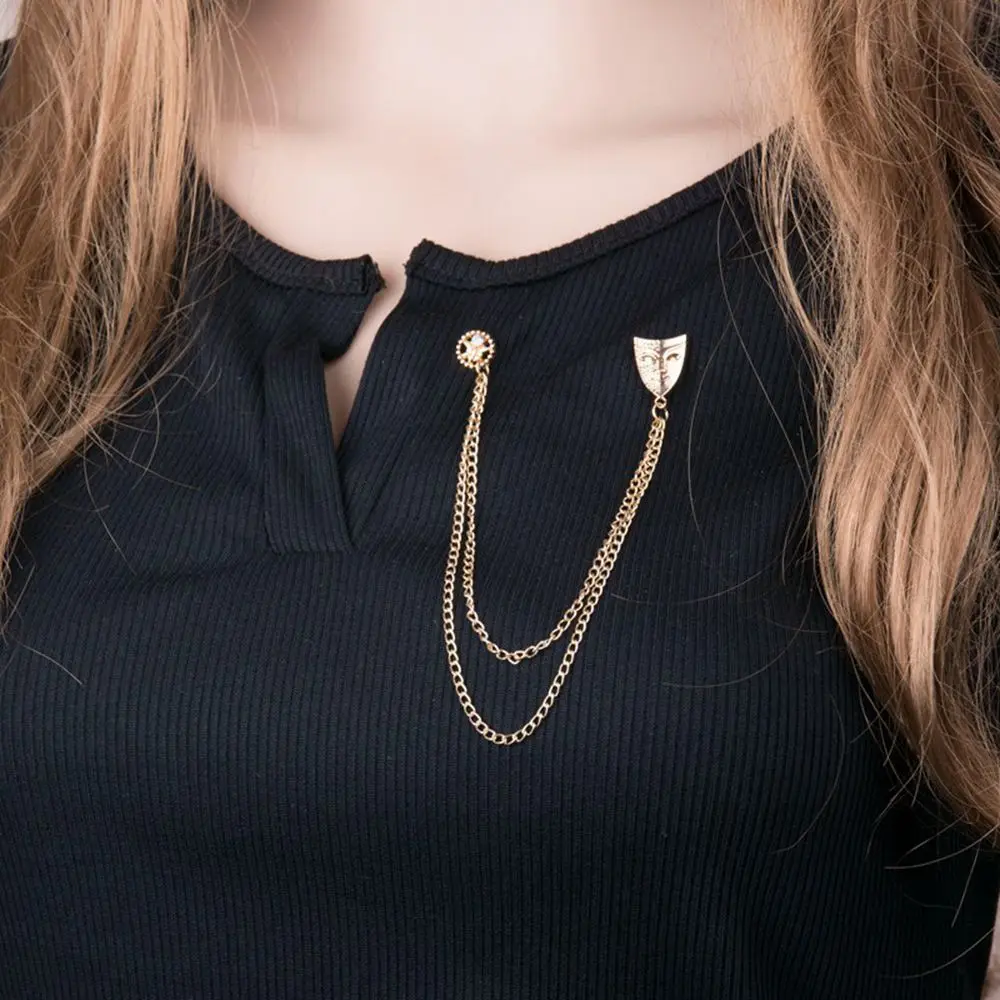 Charm Gold Color Suit Accessories Fashion Mask Tassel Chain Brooch Women Men Brooch Tassel Brooches
Charm Gold Color Suit Accessories Fashion Mask Tassel Chain Brooch Women Men Brooch Tassel Brooches