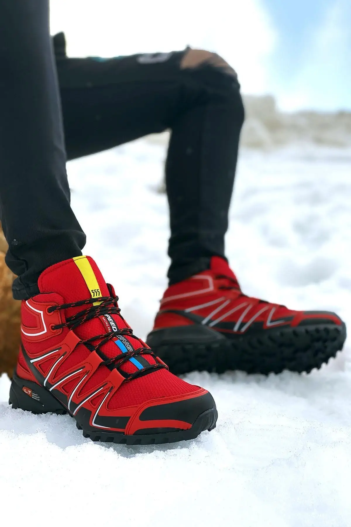 Красные уличные треккинговые ботинки, черные походные ботинки, белые мужские зимние ботинки для горного скалолазания и треккинга, Высокока... 
Красные уличные треккинговые ботинки, черные походные ботинки, белые мужские зимние ботинки для горного скалолазания и треккинга, Высокока...