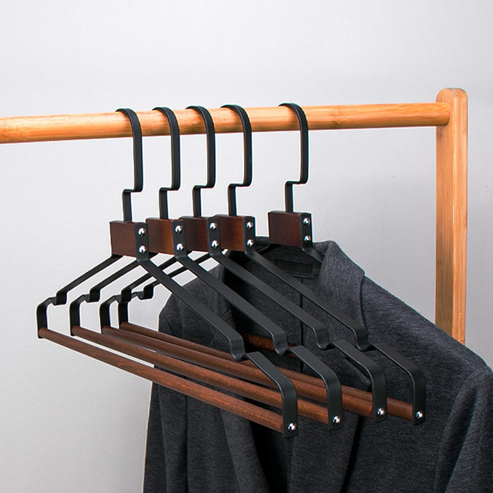 Metal Wooden Hangers with Skirt Notches Strong Bearing Capacity Outwear Hangers for Hanging Towels Bags Bedroom Closet Organizer
Metal Wooden Hangers with Skirt Notches Strong Bearing Capacity Outwear Hangers for Hanging Towels Bags Bedroom Closet Organizer