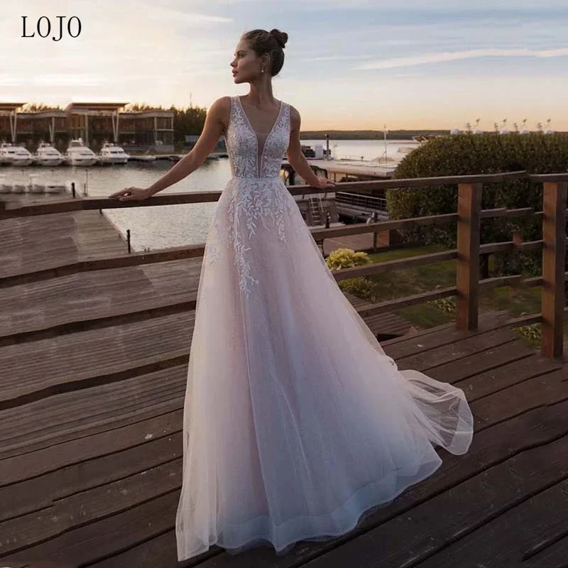 LOJO wd219 Appliques Wedding Dress Sleeveless V-neck Bride Dress A-Line Tulle Bride Backless Boho Wedding Gown
LOJO wd219 Appliques Wedding Dress Sleeveless V-neck Bride Dress A-Line Tulle Bride Backless Boho Wedding Gown