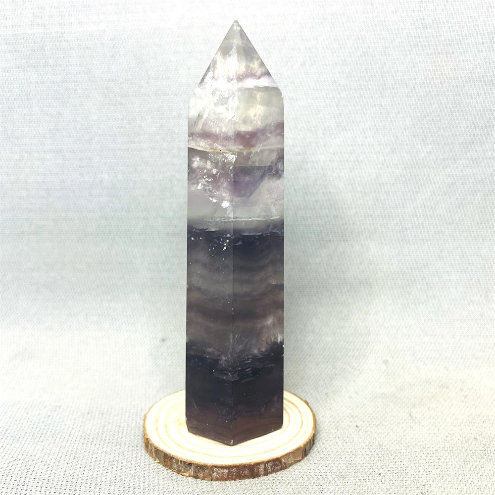 Радужный флюорит башня
Радужный флюорит башня