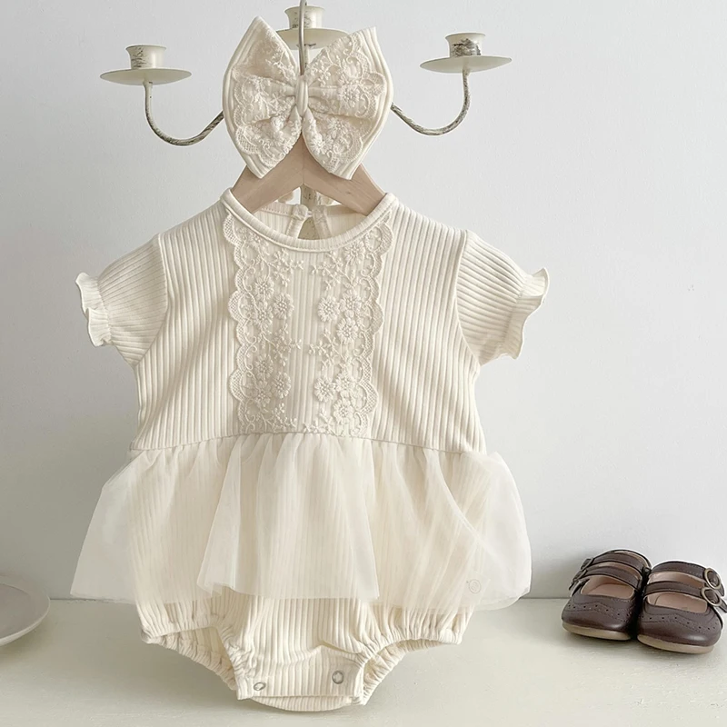New Summer Infant Baby Girls Jumpsuit +Bow Hair Band Baby Girl Bodysuits Cotton Short Sleeve Lace Stitching Toddler Baby Romper
New Summer Infant Baby Girls Jumpsuit +Bow Hair Band Baby Girl Bodysuits Cotton Short Sleeve Lace Stitching Toddler Baby Romper