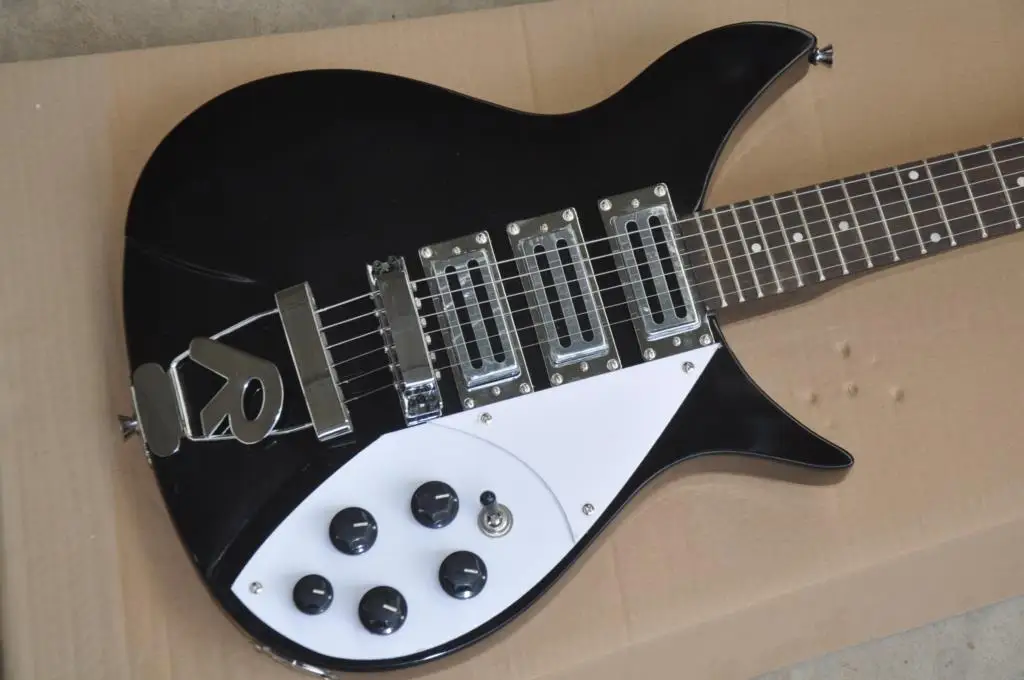 Factory custom Ricken guitar 325 330 model electric guitar with rosewood fingerboard In stock 62
Factory custom Ricken guitar 325 330 model electric guitar with rosewood fingerboard In stock 62