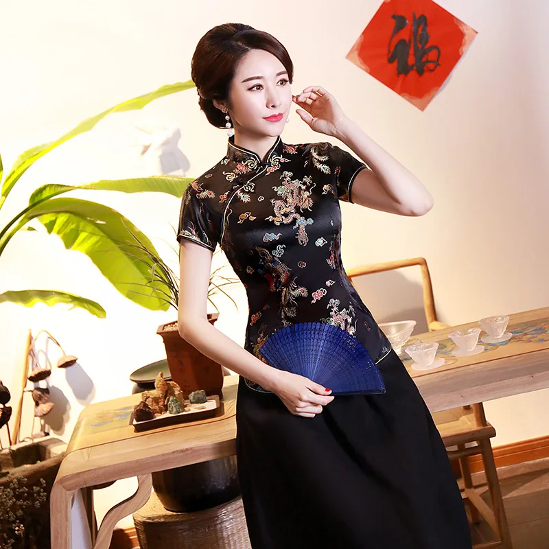 Luxury Brand 4xl Tops Vintage Flower Women Chinese Traditional Satin Blouse Summer Sexy Shirt Novelty Dragon Clothing Chemise
Luxury Brand 4xl Tops Vintage Flower Women Chinese Traditional Satin Blouse Summer Sexy Shirt Novelty Dragon Clothing Chemise