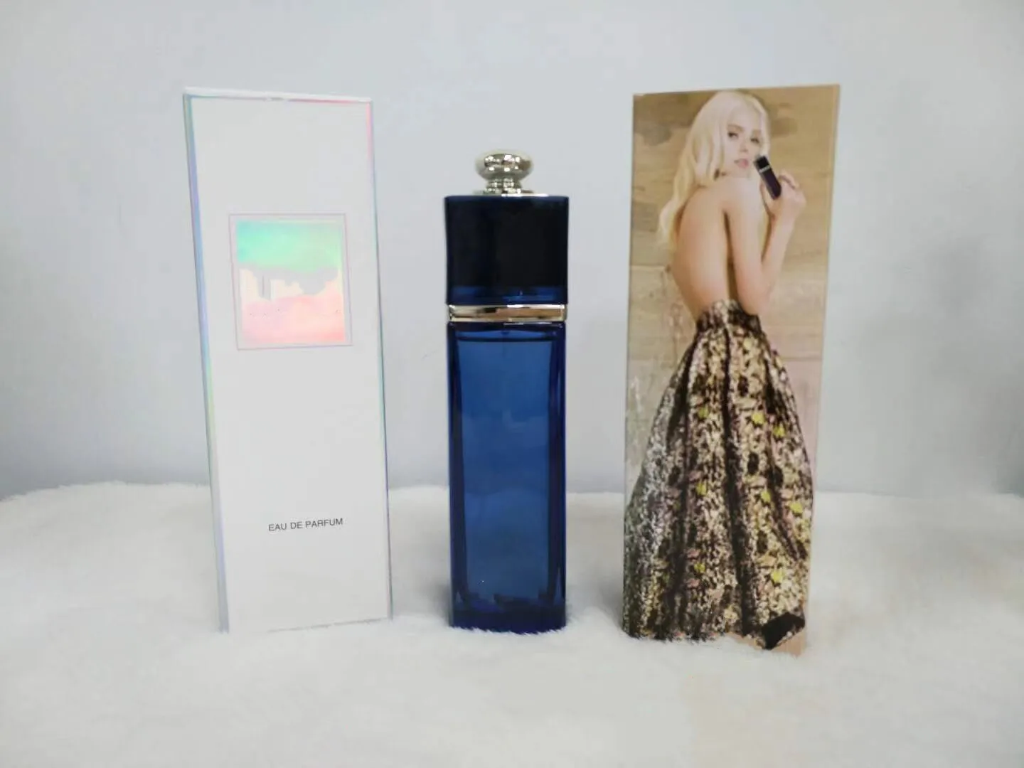 Hot Brand Perfume Women High Quality Eau De Parfum Natural Floral and Fruit Scent Long Lasting Fresh Fragrance Spray for Ladies
Hot Brand Perfume Women High Quality Eau De Parfum Natural Floral and Fruit Scent Long Lasting Fresh Fragrance Spray for Ladies