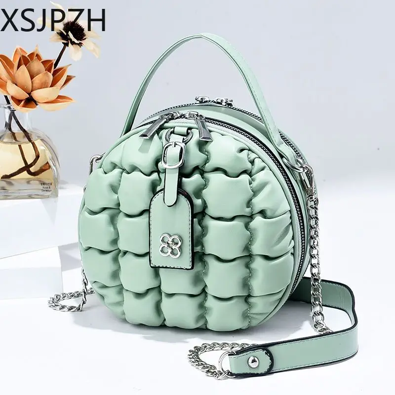Fashion Bag Women 2023 New Versatile Small Round Bag Diagonal Straddle Chain Portable Single Shoulder Diagonal Straddle Bag
Fashion Bag Women 2023 New Versatile Small Round Bag Diagonal Straddle Chain Portable Single Shoulder Diagonal Straddle Bag