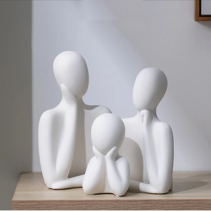 Декор для дома, креативные художественные фигурки, украшения, матовая Керамическая семья из трех предметов для гостиной, книжного шкафа, украшение для стола, поделки
Декор для дома, креативные художественные фигурки, украшения, матовая Керамическая семья из трех предметов для гостиной, книжного шкафа, украшение для стола, поделки