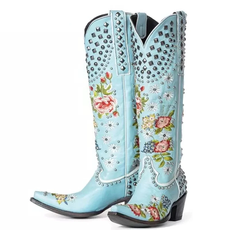 Fashion Vintage Leather Boots Ladies Embroidery Design High Heel Boots Large Size Square Toe Rivets Women Boots Botas Mujer
Fashion Vintage Leather Boots Ladies Embroidery Design High Heel Boots Large Size Square Toe Rivets Women Boots Botas Mujer